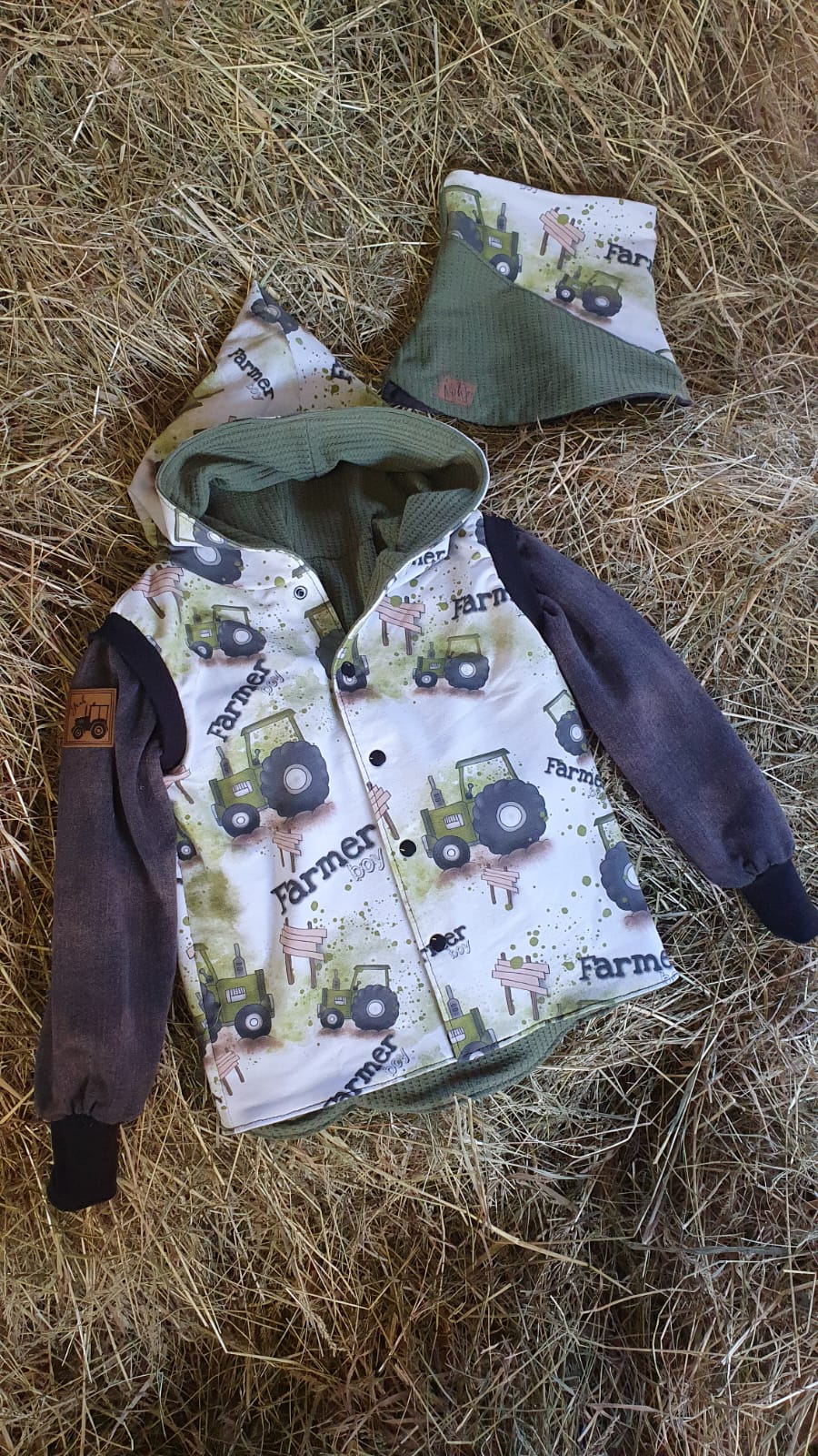 Tanelo Traktor grün Dauervorbestellung