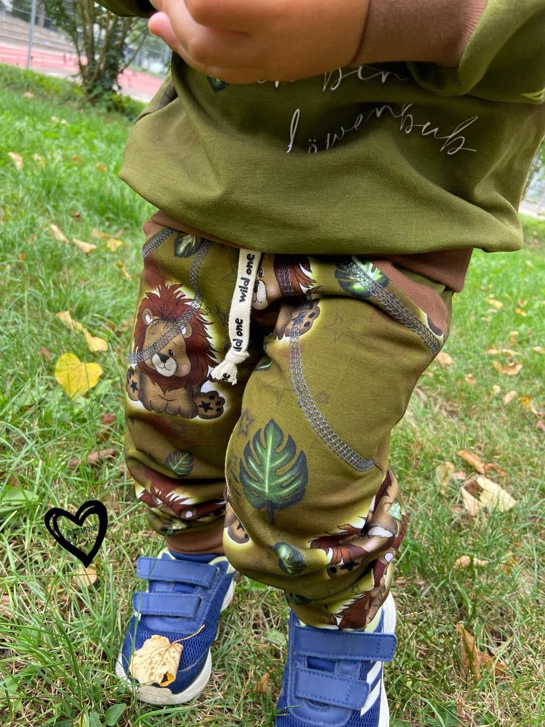 Tanelo Löwebub Panel 75x160cm Vorbestellung