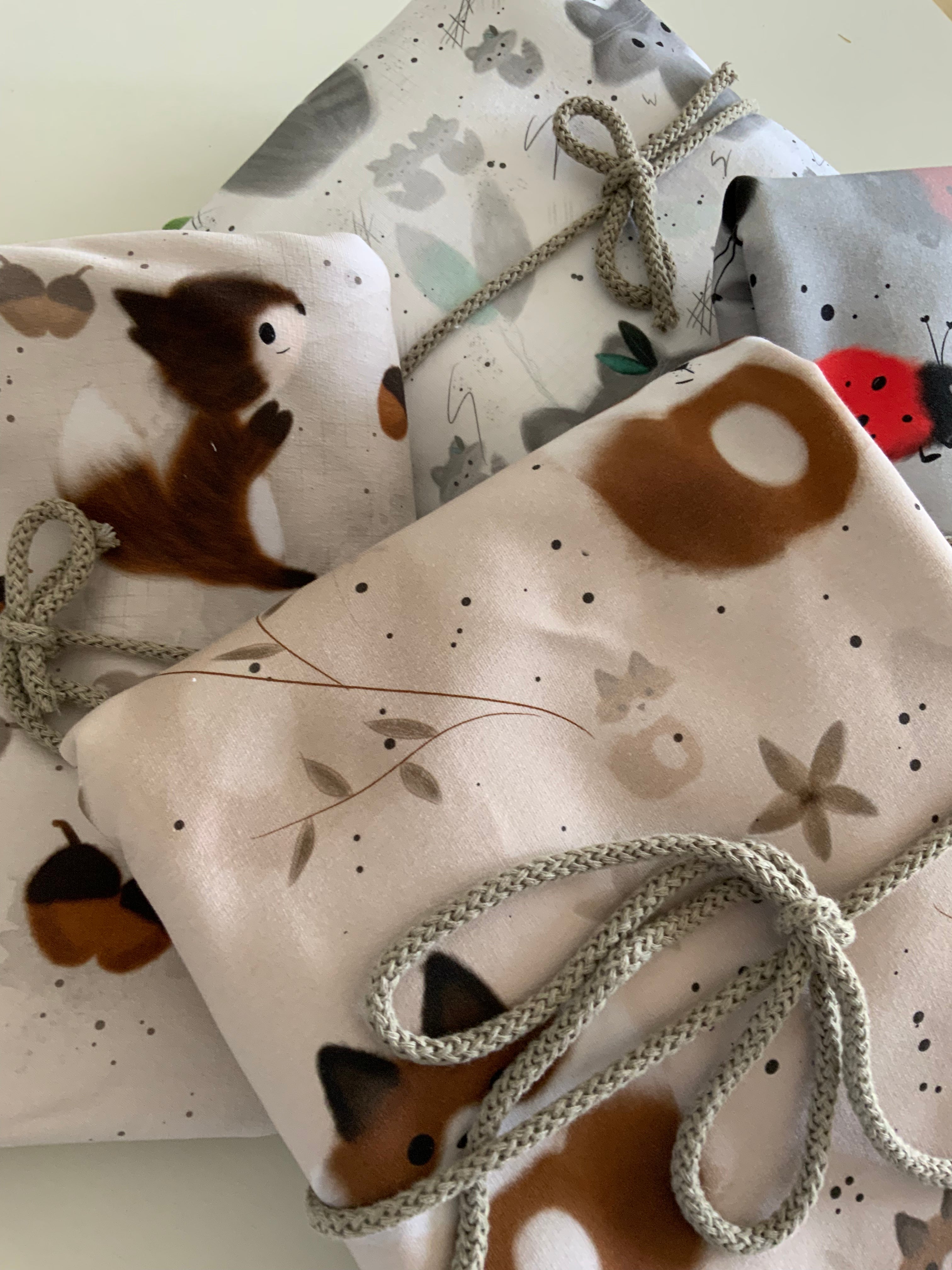 Ü-Paket 2m Eigenproduktion/ Exklusive Stoffe