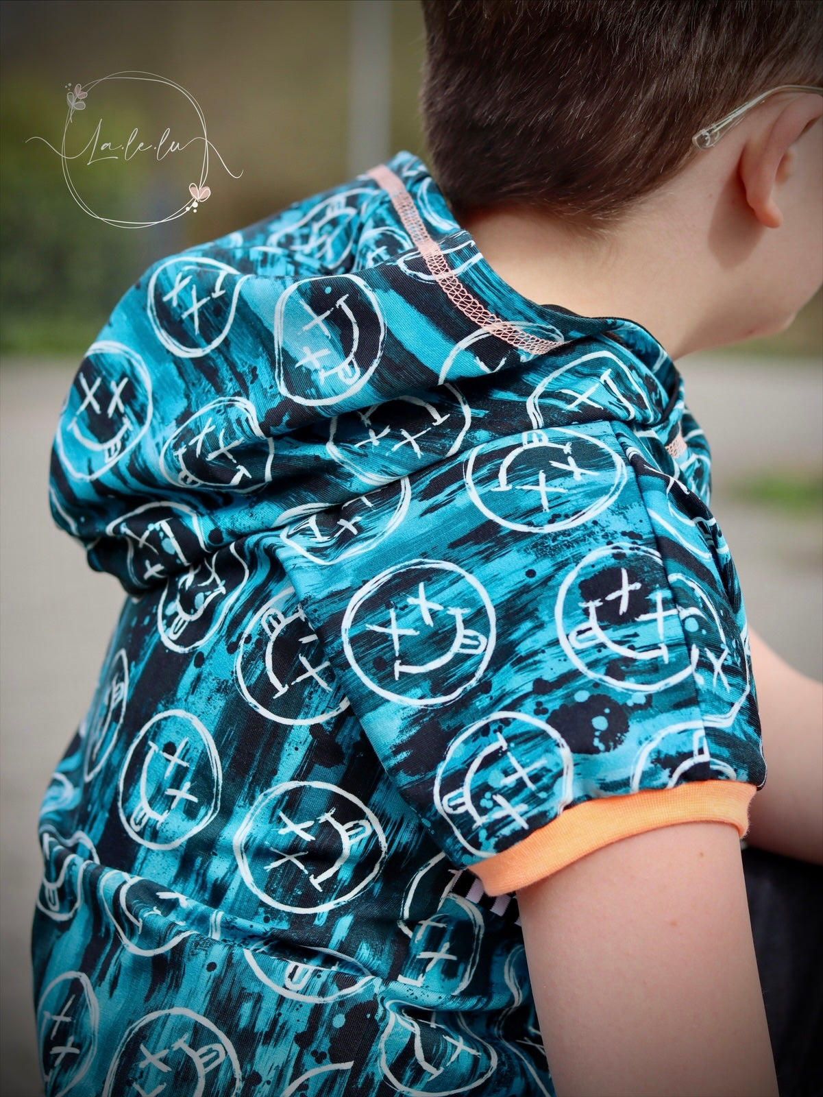 Blau Smileys Grunge Dauervorbestellung