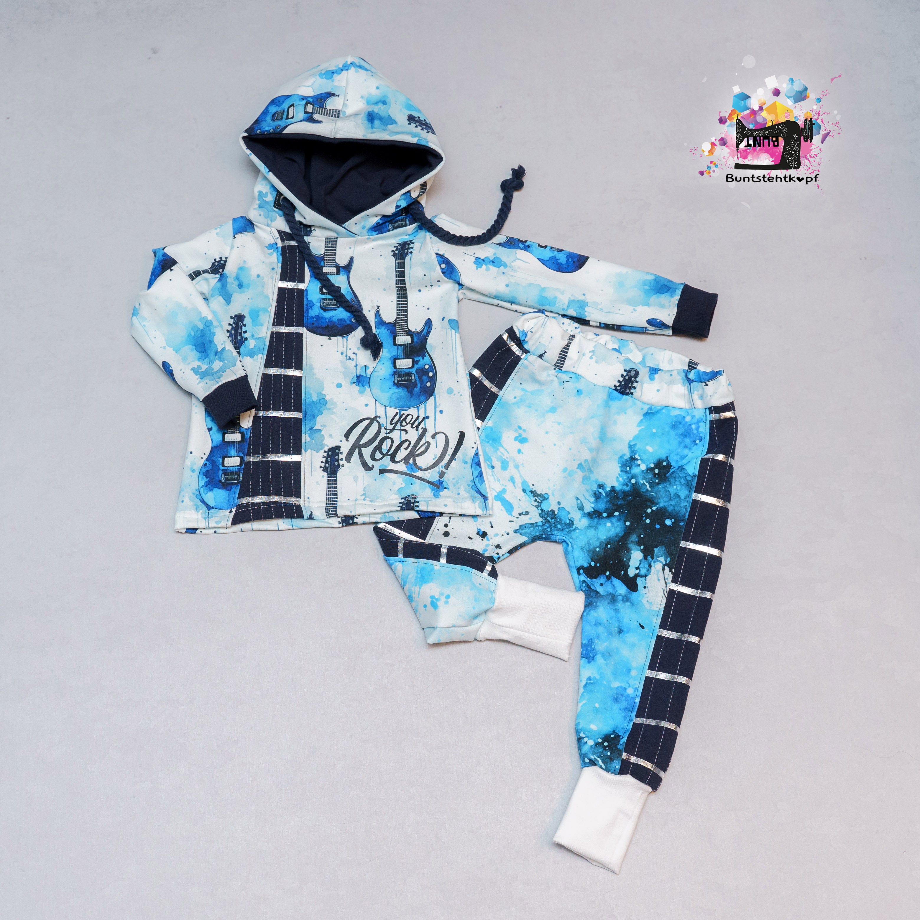 Blaue Gitarre ￼ Dauervorbestellung